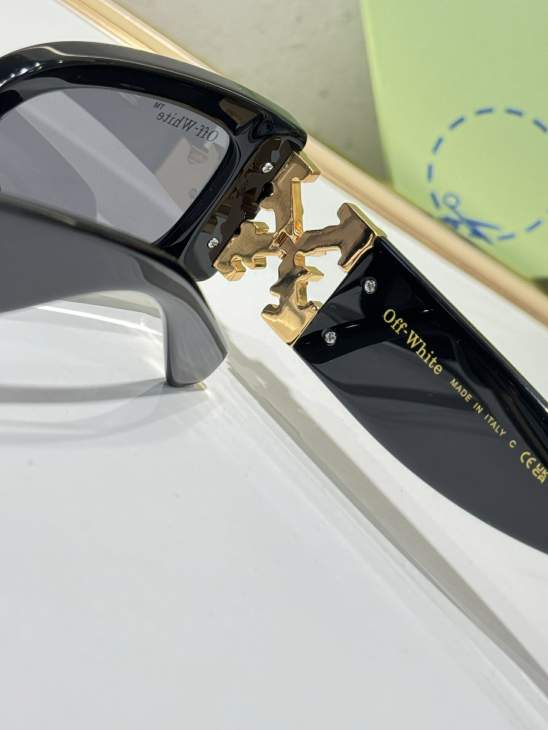 Picture of Off White Sunglasses _SKUfw72644402fw
